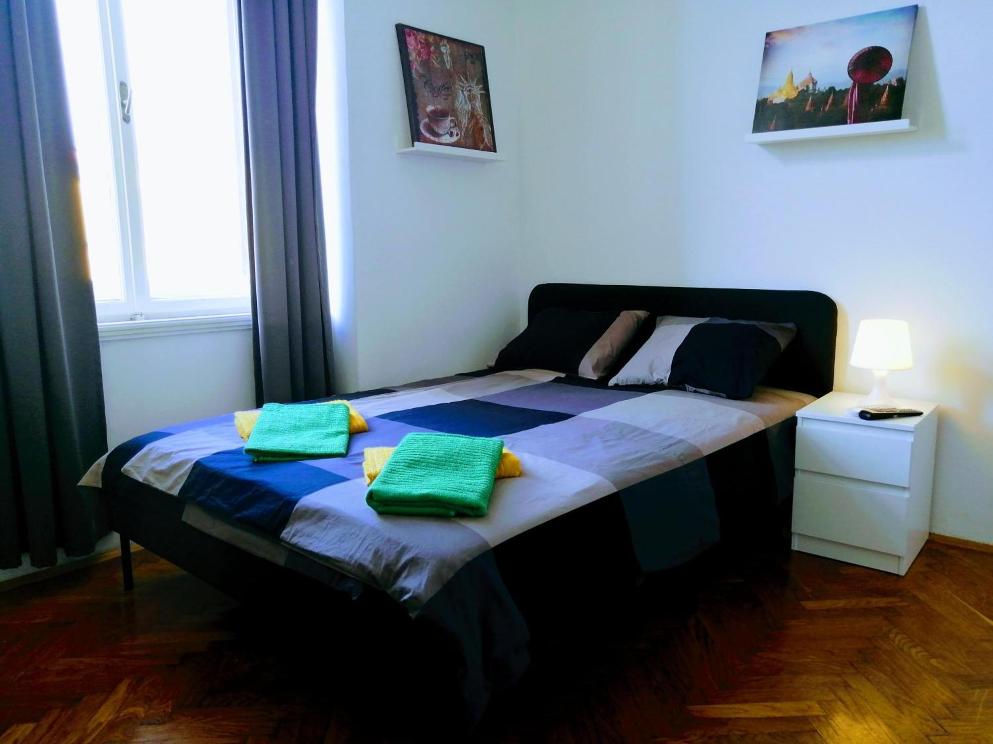 Zpula Center Apartments And Rooms ภายนอก รูปภาพ