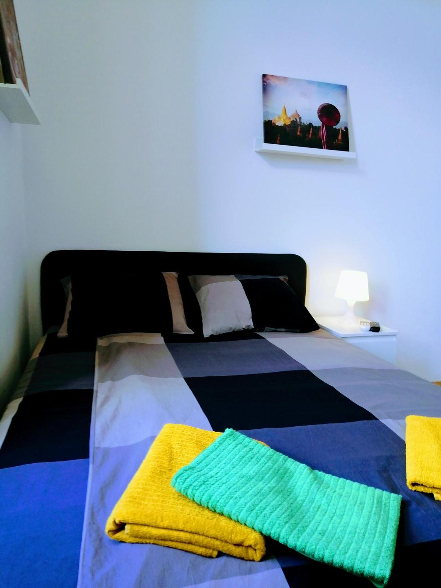 Zpula Center Apartments And Rooms ภายนอก รูปภาพ