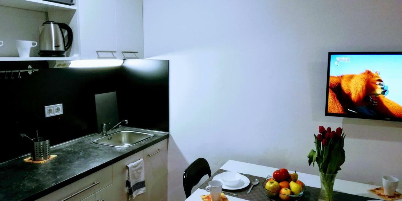 Zpula Center Apartments And Rooms ภายนอก รูปภาพ